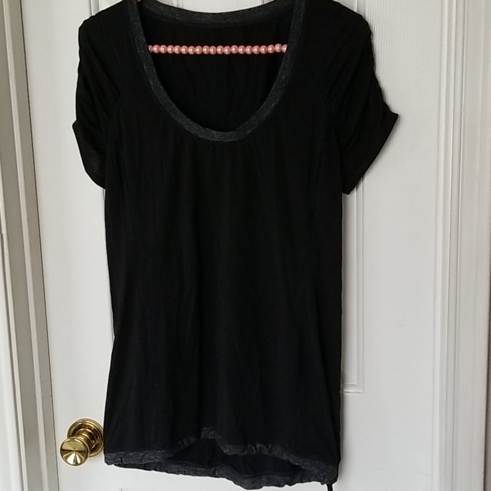 Lululemon top - Picture 2 of 8